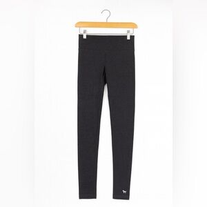 Victoria’s Secret Pink Women’s Size XS Dark grey Yoga Leggings.